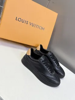Alternative view of LV Sneakers EU35-45 C20202605030375139