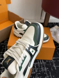 Alternative view of LV Sneakers EU39-45 D90202605031945189