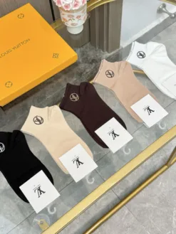 LV Socks D020260503052049