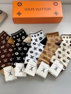 LV Socks D020260503080449
