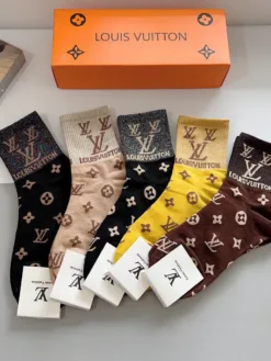 LV Socks D020260503100149