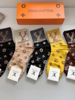 Alternative view of LV Socks D020260503100149