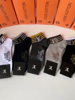 LV Socks D020260503151349