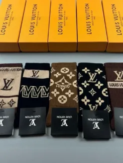 LV Socks D020260503203349