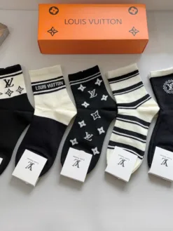 Alternative view of LV Socks D020260503226249