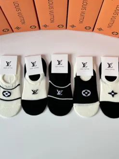 LV Socks D020260503264349