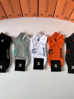 LV Socks D020260503550249