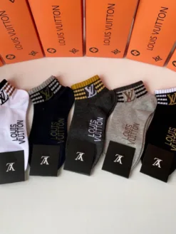 LV Socks D020260503550649