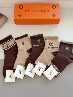 LV Socks D020260503638349