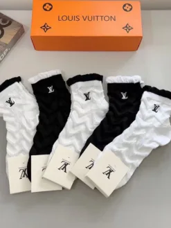LV Socks D520260503122049