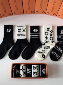 Alternative view of LV Socks D520260503264549