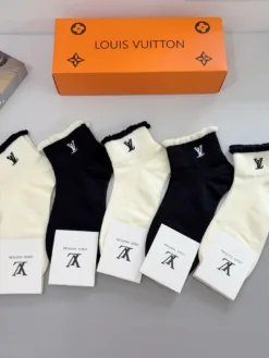 LV Socks D520260503375649