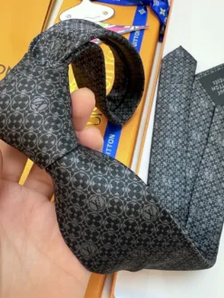 Alternative view of LV Ties F020260504101849
