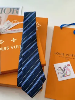 Alternative view of LV Ties F020260504703149