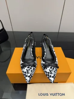 LV Uncategorized Shoes EU34-41 C20202605032979139