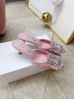 Alternative view of MANOLO BLAHNIK Heels EU34-42 C40202605030798139