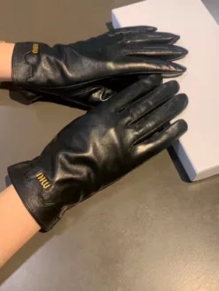 MIU MIU Gloves A1520260503449869