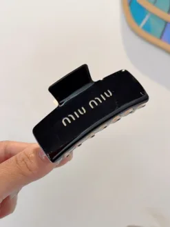 MIU MIU Hair Accessories D520260503113649