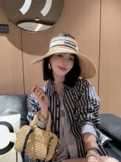 MIU MIU Hats & Caps A3520260503440869