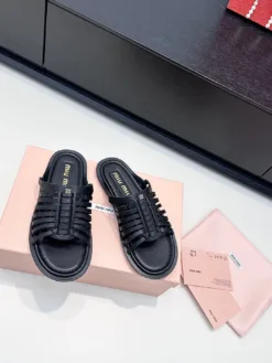 MIU MIU Sandals & Slides EU35-39 B90202605031545129