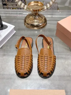 MIU MIU Sandals & Slides EU35-40 B90202605030725129