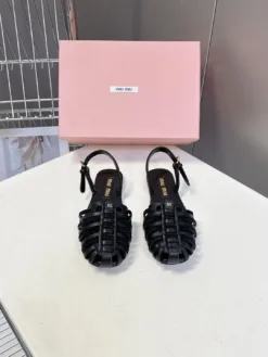 MIU MIU Sandals & Slides EU35-40 B90202605032348129
