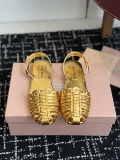 MIU MIU Sandals & Slides EU35-40 B90202605033226129