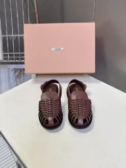 MIU MIU Sandals & Slides EU35-40 C10202605032351129