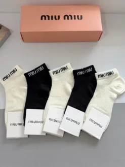 MIU MIU Socks D020260503377249