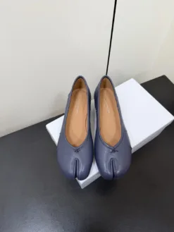 MM6 Flats & Loafers EU35-42 C10202605031216129