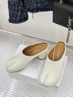 Alternative view of MM6 Heels EU35-39 C20202605033106139