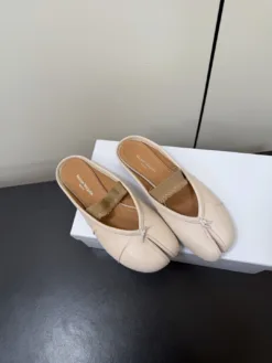 Alternative view of MM6 Sandals & Slides EU35-42 C00202605031161129