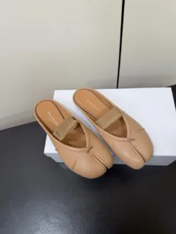 Alternative view of MM6 Sandals & Slides EU35-42 C00202605031163129