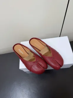 Alternative view of MM6 Sandals & Slides EU35-42 C00202605031167129