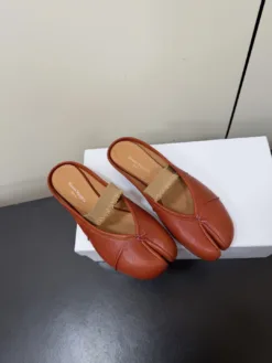 Alternative view of MM6 Sandals & Slides EU35-42 C00202605031168129