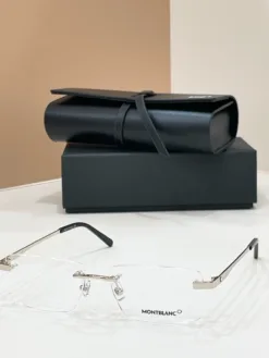 MONCLER Glasses & Sunglasses A0520260504655669