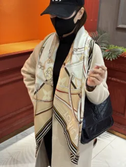 Alternative view of MONCLER Scarves B05202605041080189