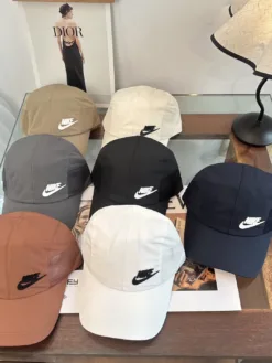 NIKE Hats & Caps D020260503131549