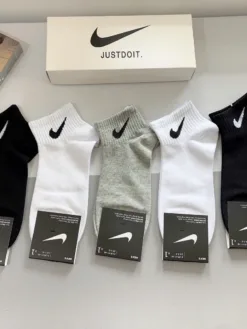 Alternative view of NIKE Socks D520260503504049
