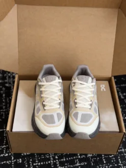 ON Sneakers EU40-45 B80202605030504129