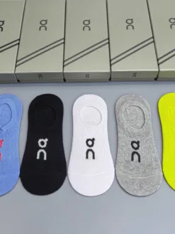 ON Socks D020260503264049