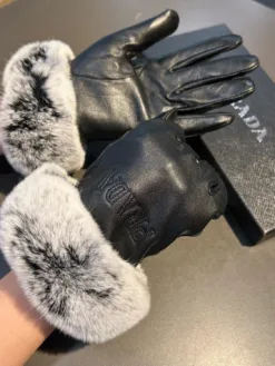 Alternative view of PRADA Gloves A0520260503652769
