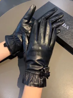 PRADA Gloves A1520260503415169