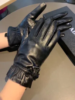 Alternative view of PRADA Gloves A1520260503415169