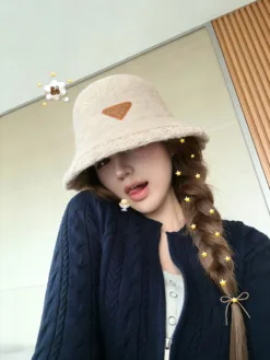 PRADA Hats & Caps F020260503446949