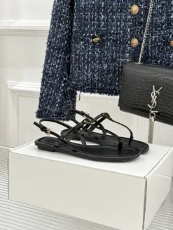 PRADA Sandals & Slides EU35-39 C00202605031645129