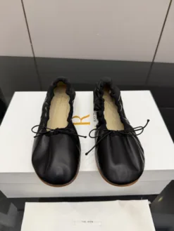 THE ROW Flats & Loafers EU35-39 C10202605032045129