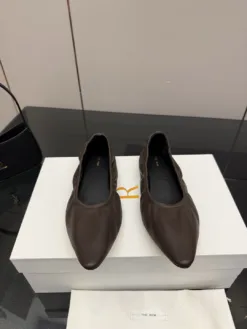 THE ROW Flats & Loafers EU35-39 C10202605032050129