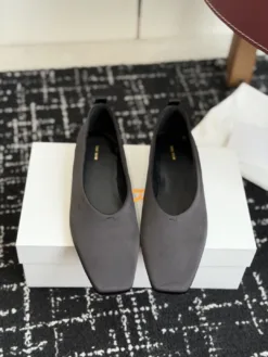 THE ROW Flats & Loafers EU35-40 C70202605032499149