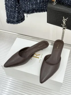 Alternative view of THE ROW Sandals & Slides EU35-39 B90202605032082129